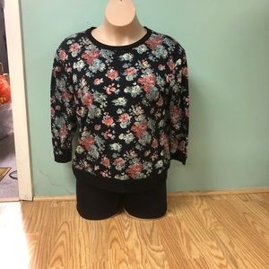 Black floral light sweater xxl